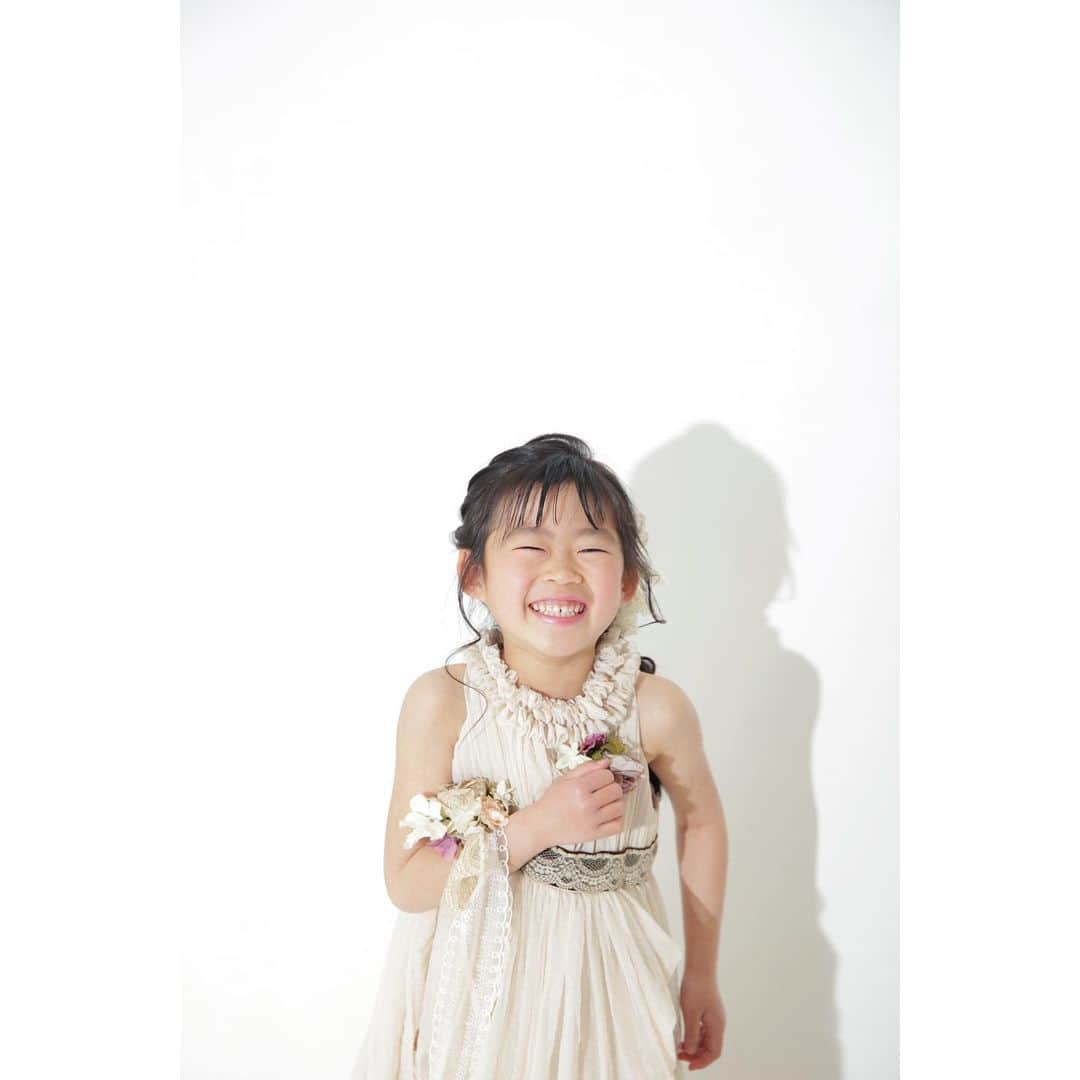 スタジオキャラット 松阪店さんのインスタグラム写真 - (スタジオキャラット 松阪店Instagram)「* * 「smile🌟」 * 120%の笑顔で❤︎ * * * * ーーーーーーーーーーーーーーーーーーーー @caratt.matsusaka  @claire_matsusaka_  photographer_r.tanaka * * *」4月2日 15時32分 - caratt.matsusaka