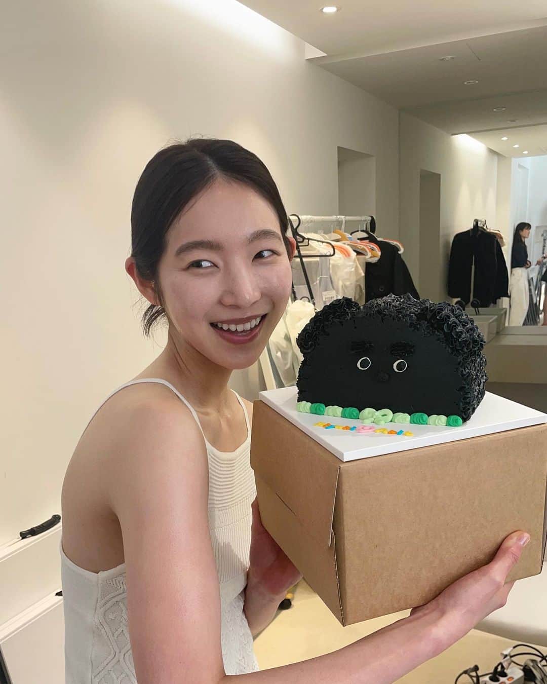 のインスタグラム：「@abib.official 🤍abib팀🤍」