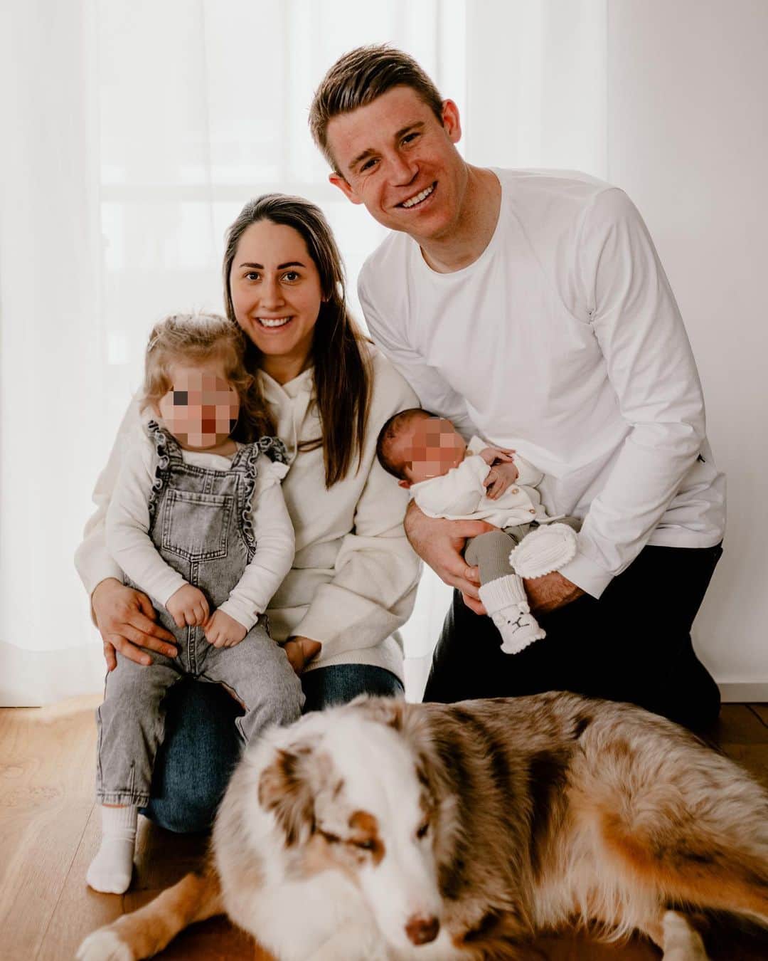 のインスタグラム：「Dein erster Atemzug hat unsere Familie komplett gemacht😍 Finn 💙 12.03.2023🙏 📸 @julimomente」