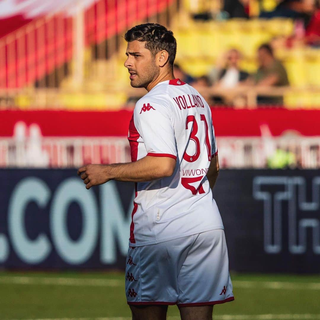 ケヴィン・フォラントのインスタグラム：「Feels good to be back on the pitch after my injury! 💪」