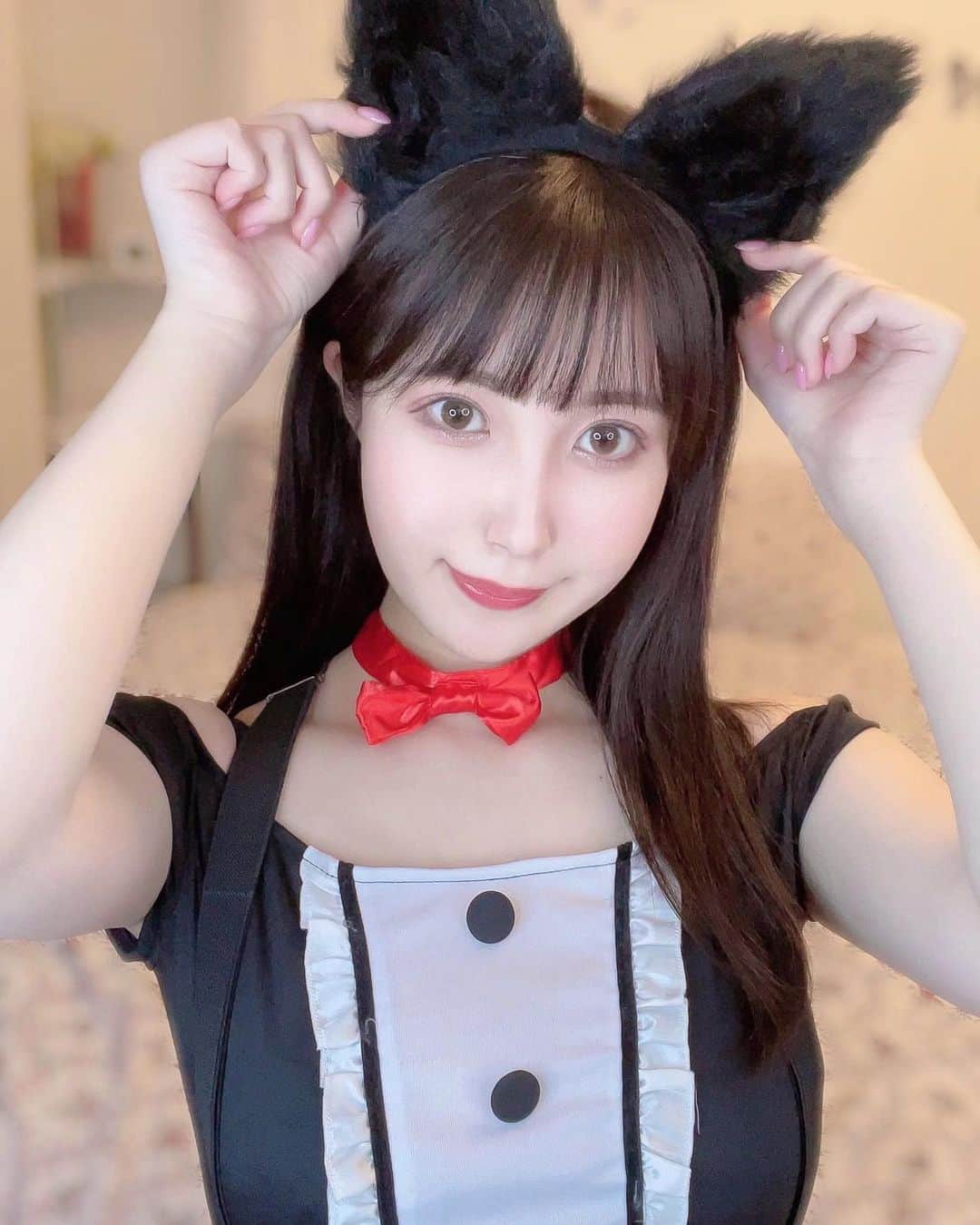 朝田ひまりのインスタグラム：「🐈‍⬛♥️」
