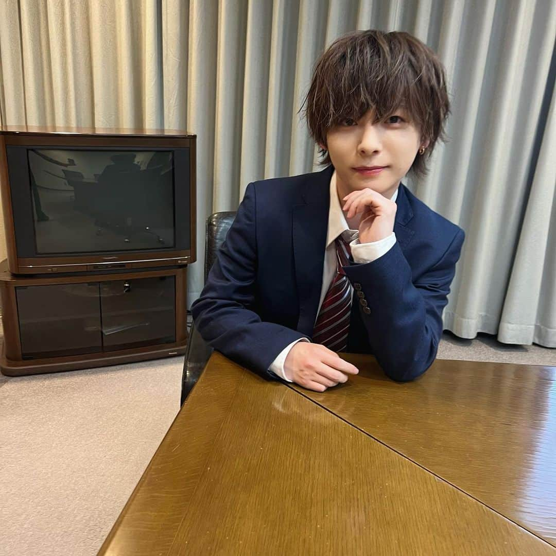 仮屋瀬さつきさんのインスタグラム写真 - (仮屋瀬さつきInstagram)「チャラ上司です🕺」4月2日 21時00分 - 9bic_satsuki