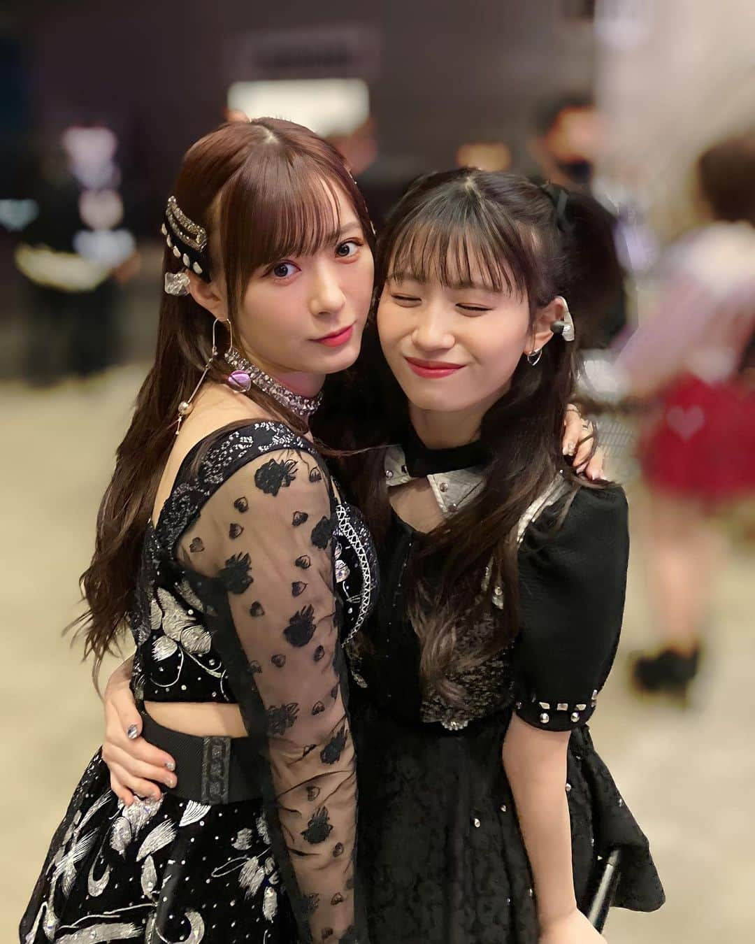 生田衣梨奈さんのインスタグラム写真 - (生田衣梨奈Instagram)「浅倉樹々ちゃん♡ 最高にツインテール可愛くて好き🫶 ⁡ ⁡ #morningmusume23 #モーニング娘23#helloproject #えりぽんかわいい #生田衣梨奈のVSゴルフ4  #ELEYVSGOLF #生田衣梨奈 #ootd #l4l #love #ig_japan #Followme #ゴルフ #GOLF #ゴルフ女子 #浅倉樹々 #つばきファクトリー #卒業 #コンサート #可愛すぎた #かわいい」4月2日 21時03分 - erina_ikuta.official