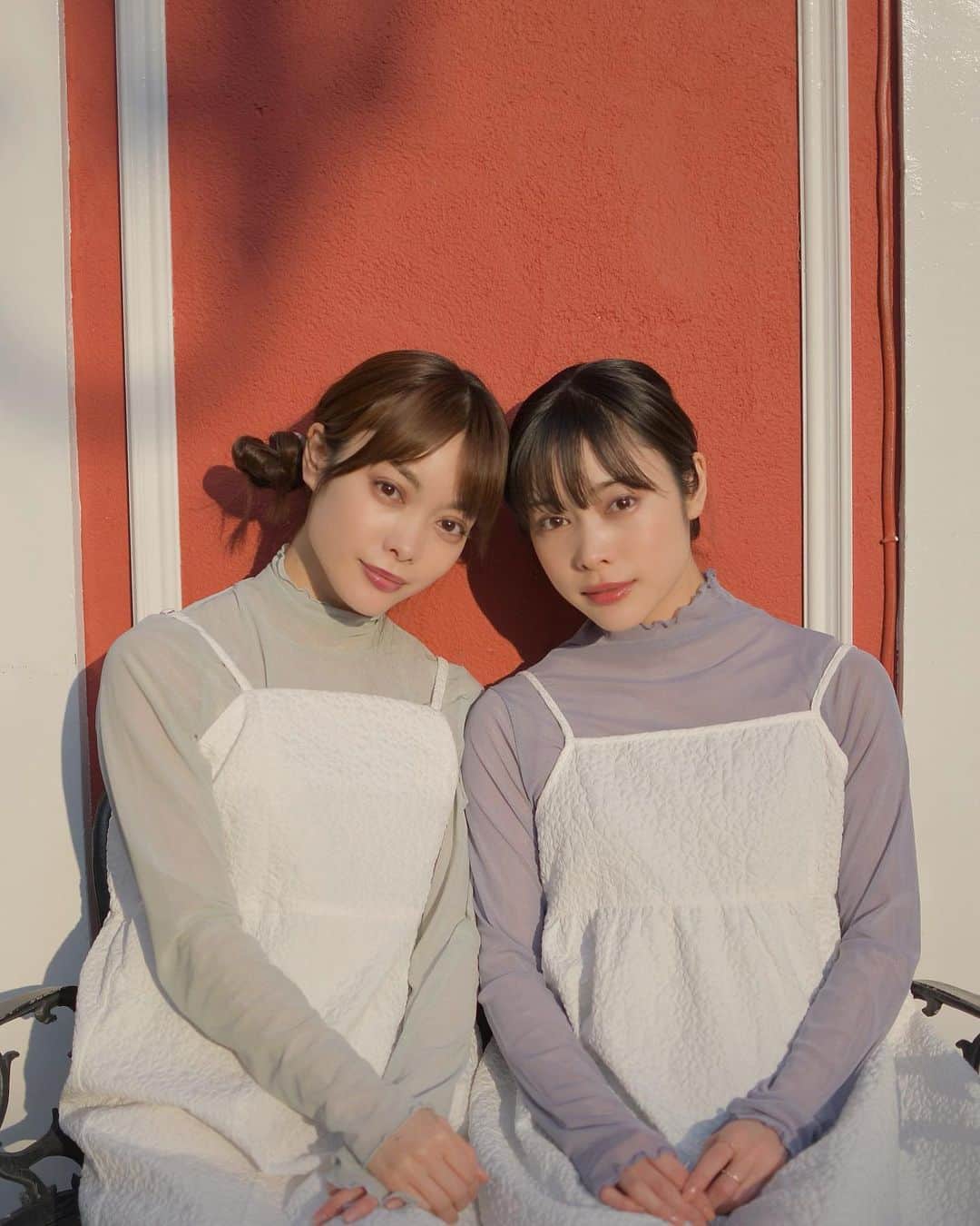 ＹＡＥ【MIO・YAE】のインスタグラム：「今週はとっても学びのある濃密な時間を過ごしてきました。くったくたで帰って来ましたがとっても充実していました。お芝居と自分に向き合え、お芝居やこのお仕事がもっと好きになれた大切な時間でした。出会う方や機会に恵まれているなぁ。と改めて感じました🕊  #photo#photography#camera#shotting#twins#双子」