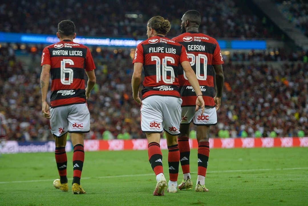 フィリペ・ルイスさんのインスタグラム写真 - (フィリペ・ルイスInstagram)「Flamengo.  📸: @marcelocortes_」4月3日 0時30分 - filipeluis
