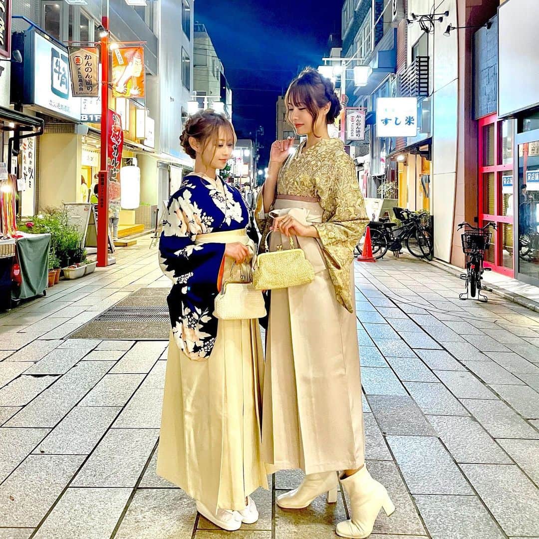 のインスタグラム：「桜吹雪と下町夜空と袴女子❀  👘▶︎ @shimjapan   #👘 #浅草 #着物 #袴 #浅草レンタル着物 #kimono #hakama #asakusa#shimjapan」