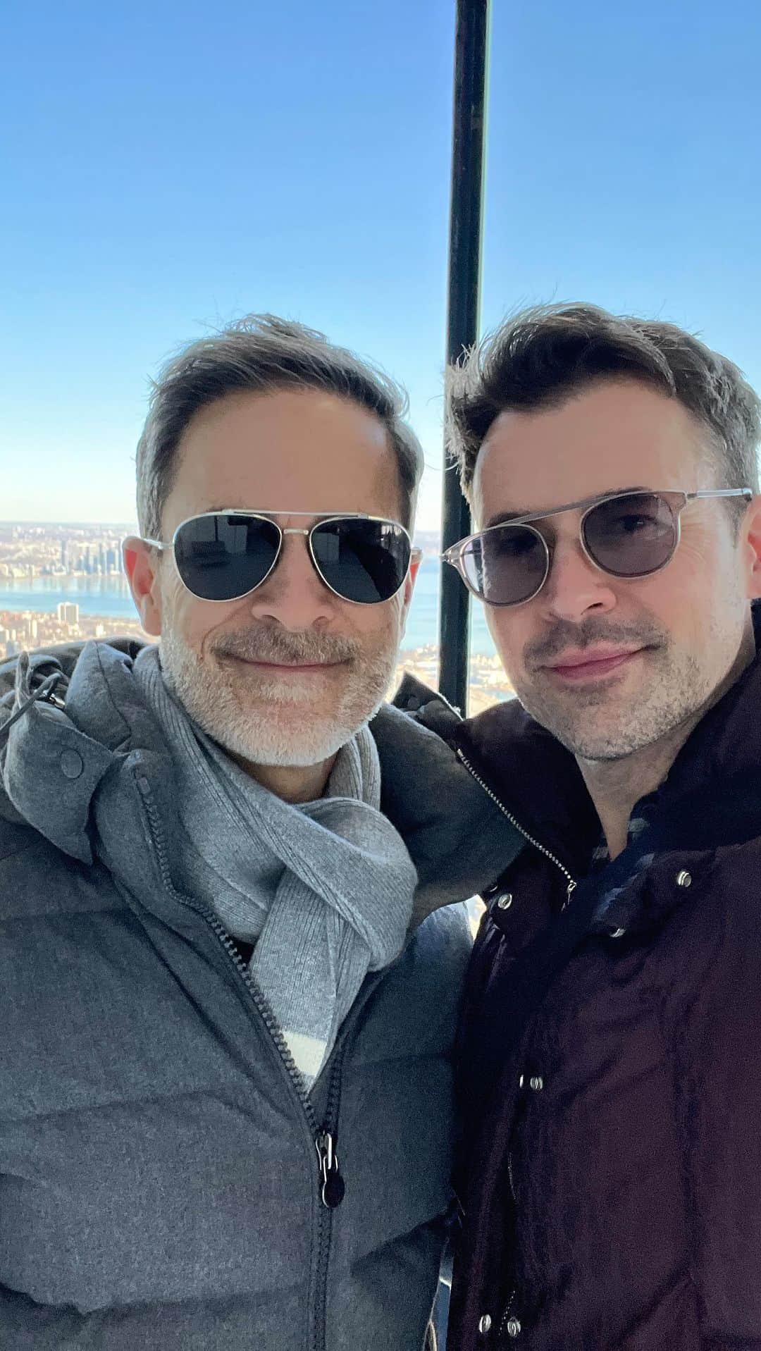 ブラッド・ゴレスキーのインスタグラム：「@garyjanetti does Toronto 🇨🇦」