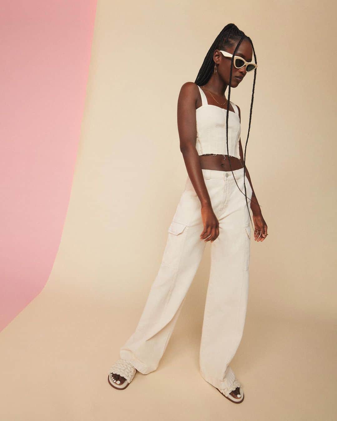ハドソンのインスタグラム：「The Corset + Cargo Combo.」