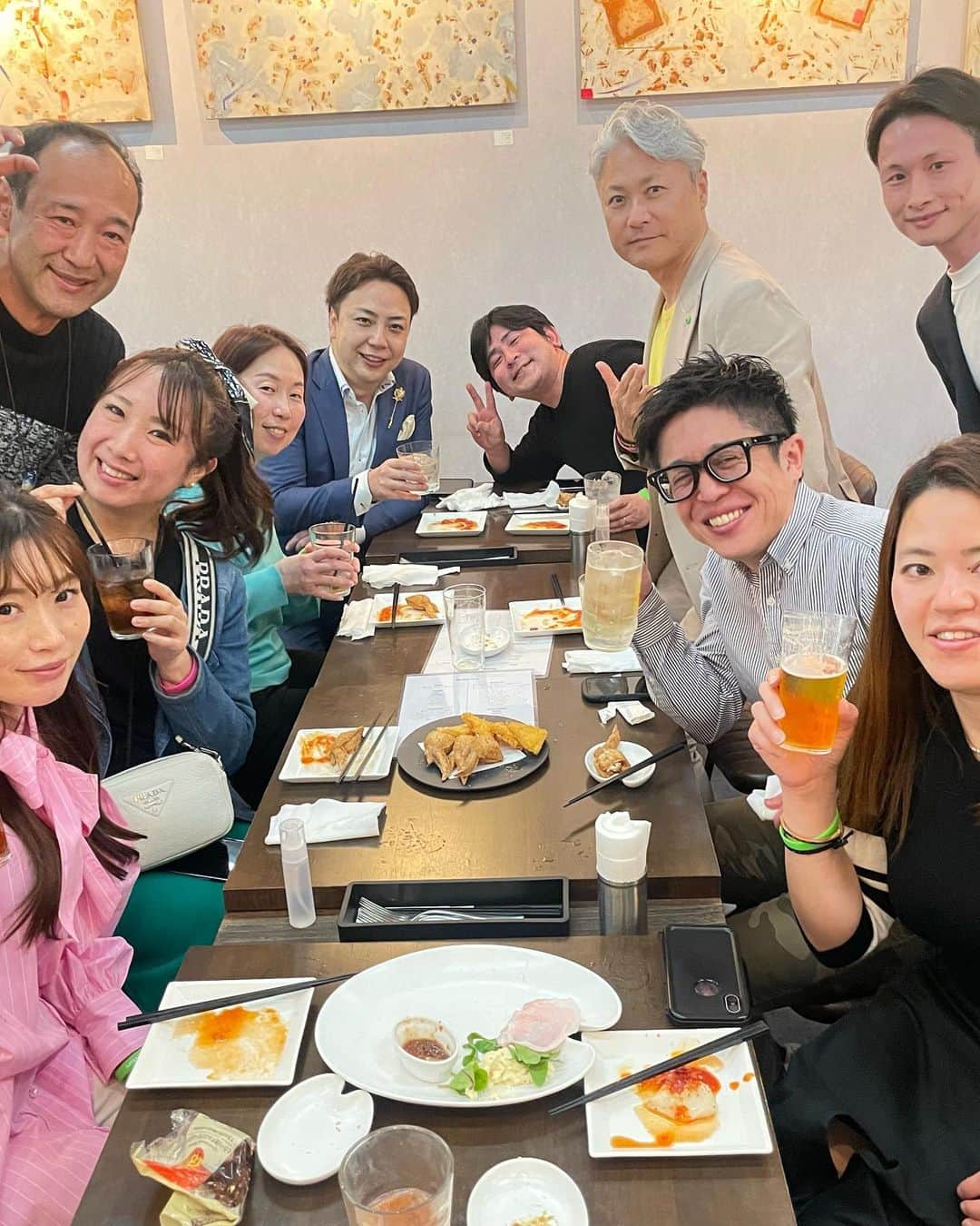 山田さくらさんのインスタグラム写真 - (山田さくらInstagram)「４月１４日は私のお誕生日*:ஐ(●︎˘͈ ᵕ˘͈) いくつになってもお祝いされることは嬉しいこと！！  お誕生日メッセージ待ってます*:ஐ(●︎˘͈ ᵕ˘͈)w  私は幸せ者です💕 いつもたくさんの方々に助けられてます。  いつもありがとうございます🌸🌸🌸  @sakura.yamada0414   #誕生日 #happybirthday #happy #happyday #お祝い #お祝いプレート #サプライズ #サプライズプレート #誕生日プレゼント #誕生日サプライズ #friend #friends #お祝いごはん #友達募集中 #ビジネス #主婦 #主婦の知恵」4月3日 13時23分 - sakura.yamada0414