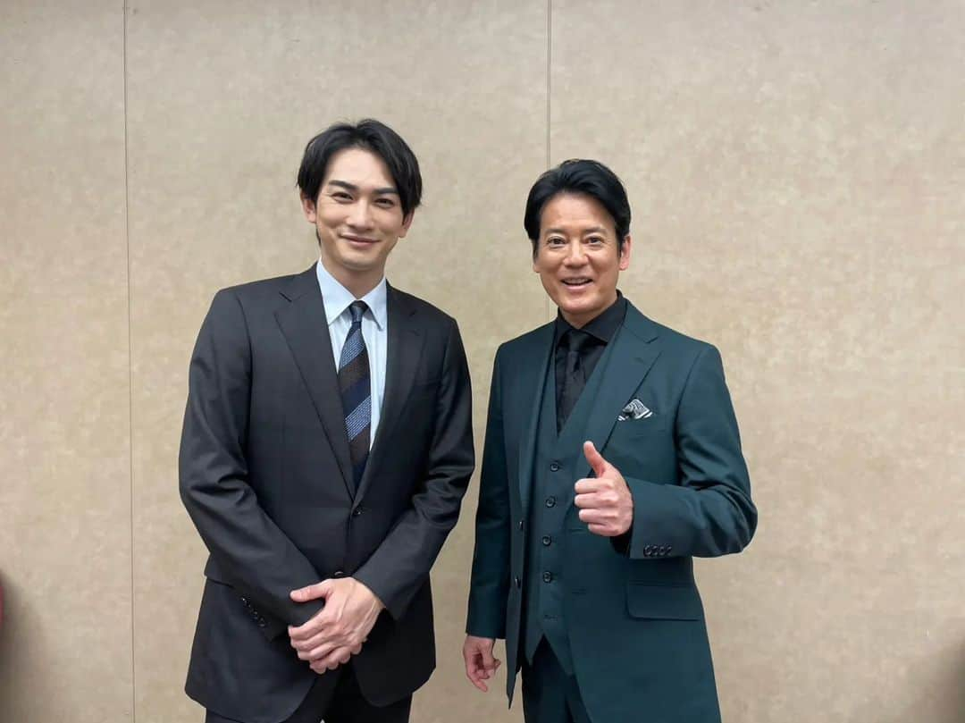 町田啓太さんのインスタグラム写真 - (町田啓太Instagram)「WOWOW「フィクサー」 Season1 完成披露試写会  たぶん自分が一番のめり込んで観ていました。 楽しみにしていてください。  4.23 start  脚本 #井上由美子  監督 #西浦正記  出演 #唐沢寿明  #藤木直人 #町田啓太 #小泉孝太郎 #要潤 #吉川愛 #斉藤由貴 #駿河太郎 ／  #西田敏行 （特別出演） ／ #永島敏行 #富田靖子 #陣内孝則 #内田有紀 #小林薫  @drama_wowow  #フィクサー #season1 #🐣」4月3日 13時36分 - keita_machida_official