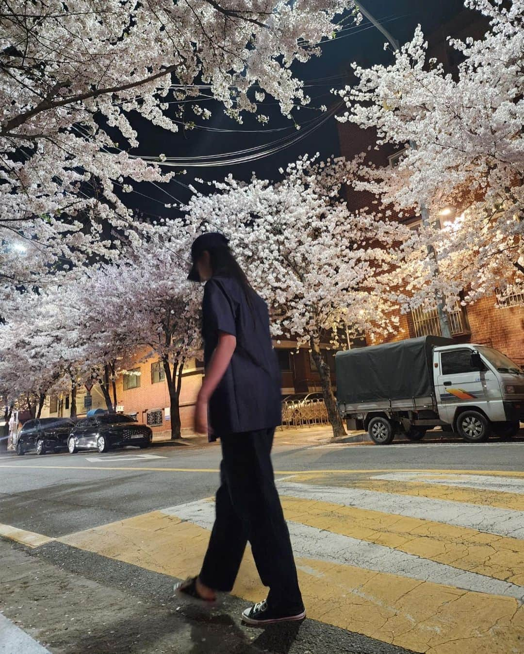 ITZYさんのインスタグラム写真 - (ITZYInstagram)「꽃구경🌸」4月3日 13時45分 - itzy.all.in.us