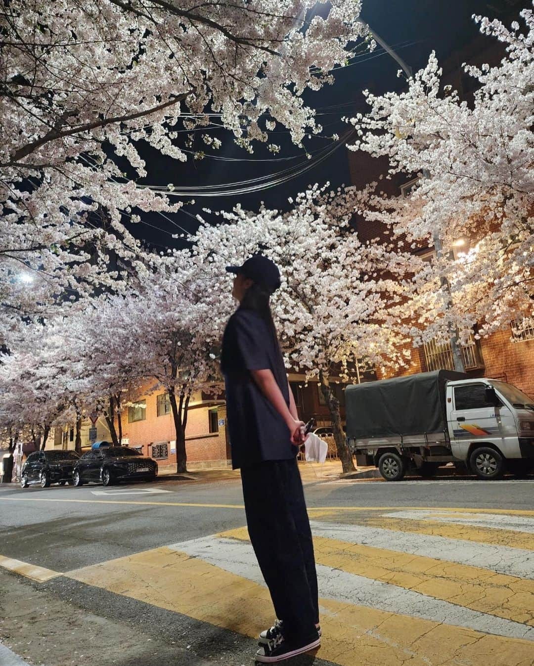 ITZYさんのインスタグラム写真 - (ITZYInstagram)「꽃구경🌸」4月3日 13時45分 - itzy.all.in.us