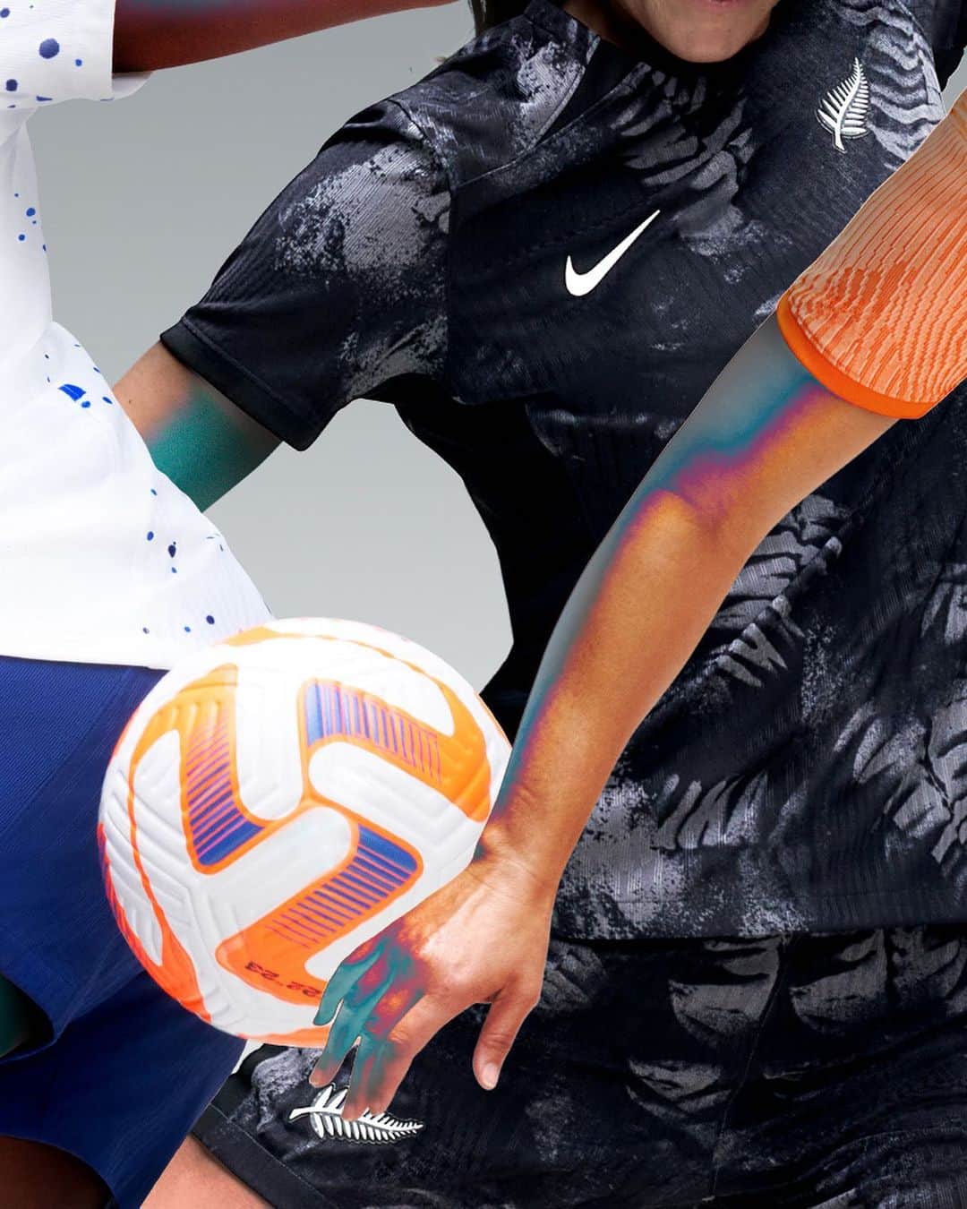 NIKEさんのインスタグラム写真 - (NIKEInstagram)「Never Before. Forever After.  Introducing the 2023 Nike National Team Home Kits, featuring revolutionary innovation, debuting the next generation of Dri-FIT ADV, tuned specifically to her unique needs. 🏃🏆⚽ 🌏  On pitch in the coming days, then on the world stage this July. Go follow “football” in the Nike App to find out when yours will be available. 👀  #nikefc」4月3日 14時00分 - nike