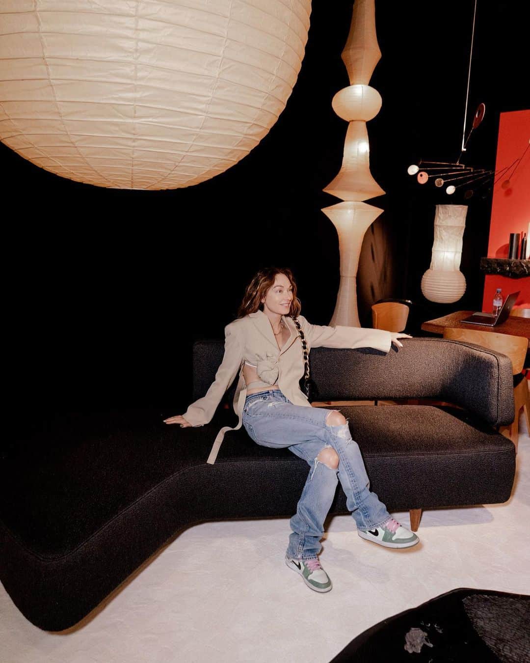 のインスタグラム：「OBJETS DE DÈSIR  Over the last couple days we went to visit PAD Paris, the premier art show devoted to modern and contemporary furniture and design. I fell in love with many pieces and the exhibitors installations showcased were so fantastic and inspirational . XK」