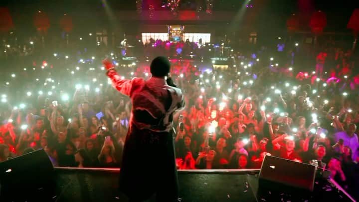 のインスタグラム：「What a night! Shout out to @lexnightclub!」