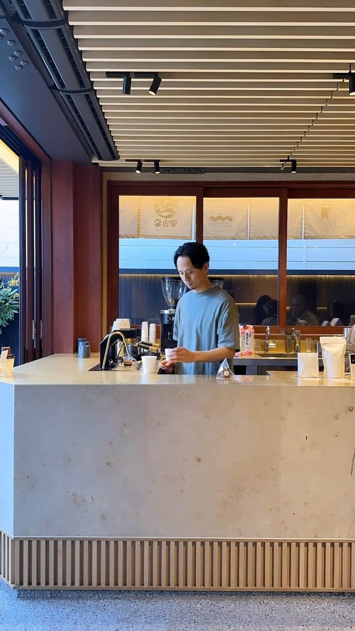 山口淳一のインスタグラム：「Morning routine at @here.kyoto_kiyomizu」