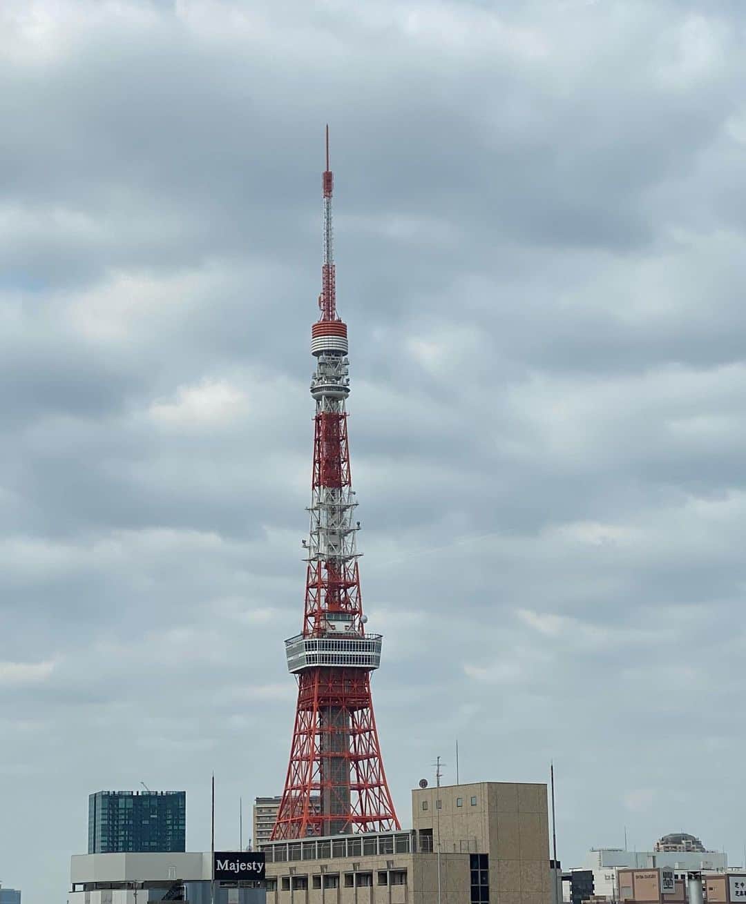 矢野きよ実さんのインスタグラム写真 - (矢野きよ実Instagram)「おはようございます 東京 優しい東京2日間 ありがとうございました。 名古屋に帰ります。 週末また来るのでよろしくお願いします。 #yanokiyomi #矢野きよ実 #矢野きよ実の書」4月3日 8時27分 - yanokiyomi