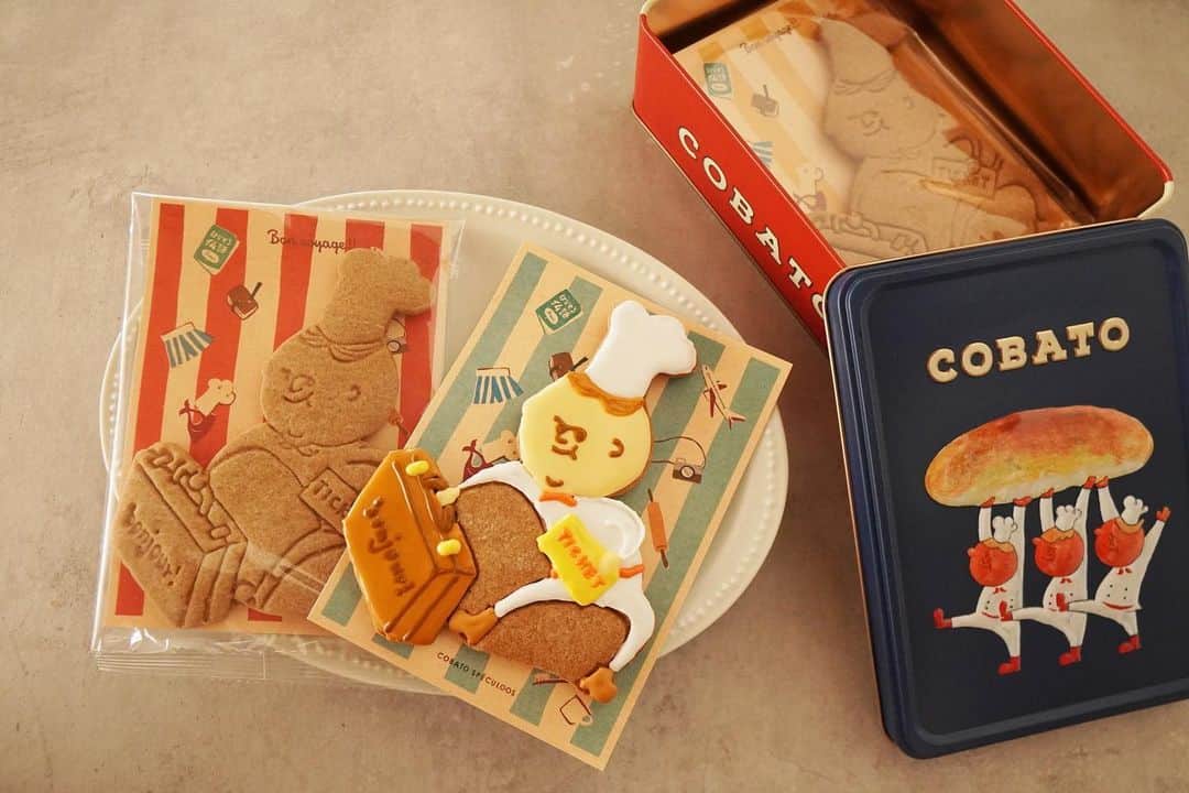 つくるたべるハナメさんのインスタグラム写真 - (つくるたべるハナメInstagram)「今夜はコバトパンのクッキーを食べる動画をアップ予定です。 #動画更新のお知らせ #コバトパン #クッキー #クッキー缶 #スペキュロス」4月3日 8時36分 - tsukurutaberuhaname