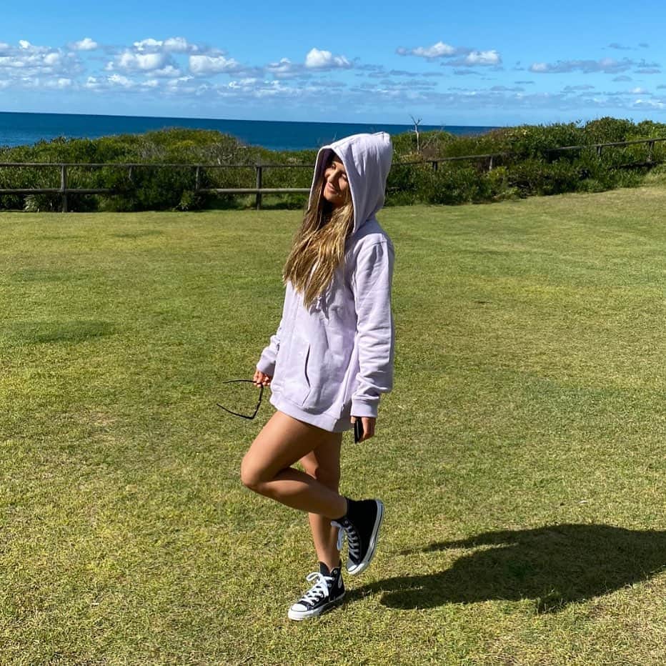 キャロライン・マークスのインスタグラム：「🌞」