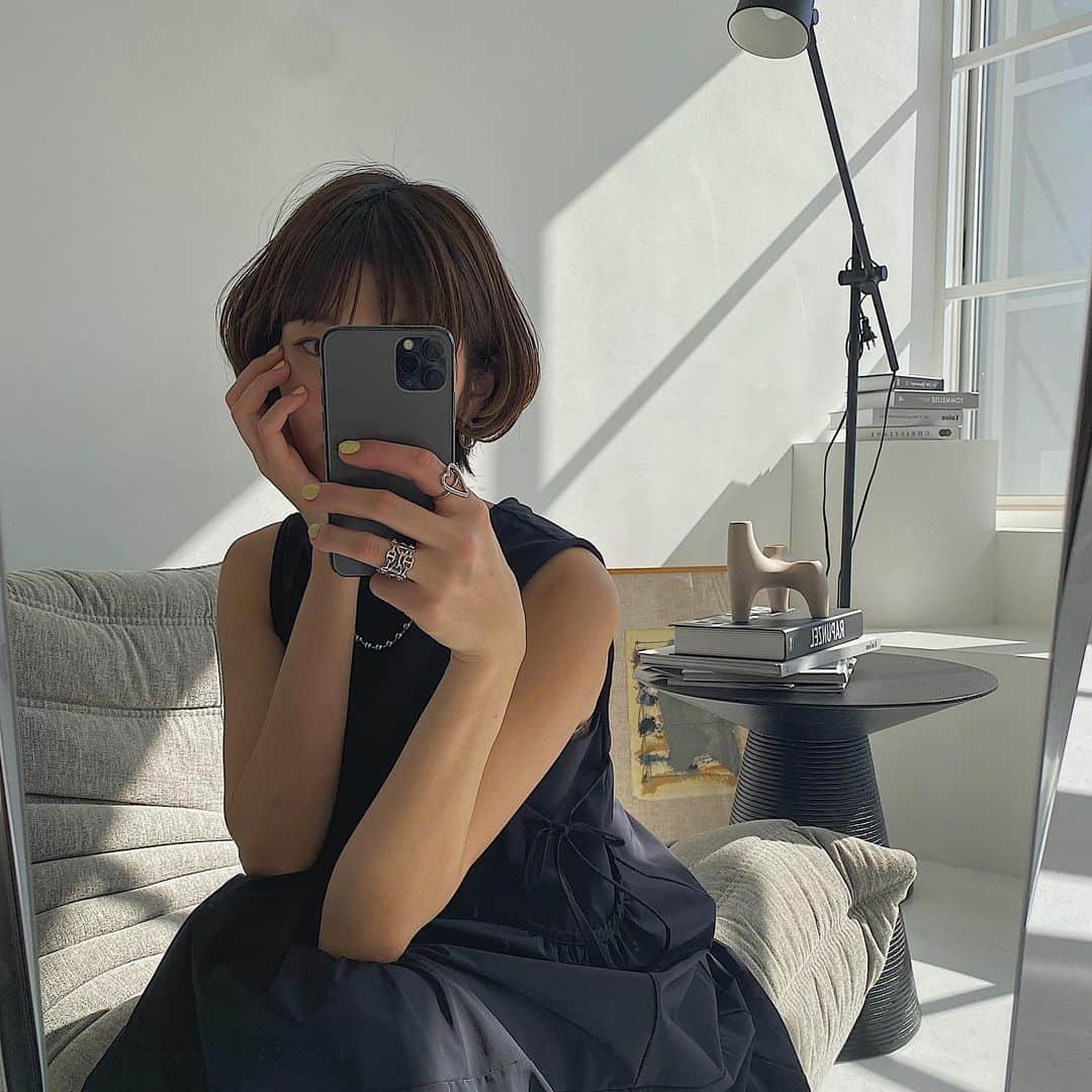 美生のインスタグラム：「Hello April♡ ⁡ @donobanweb からは レジャーにピッタリな撥水シリーズも 続々登場します⛱ ⁡ お楽しみに♡ ⁡ ⁡」
