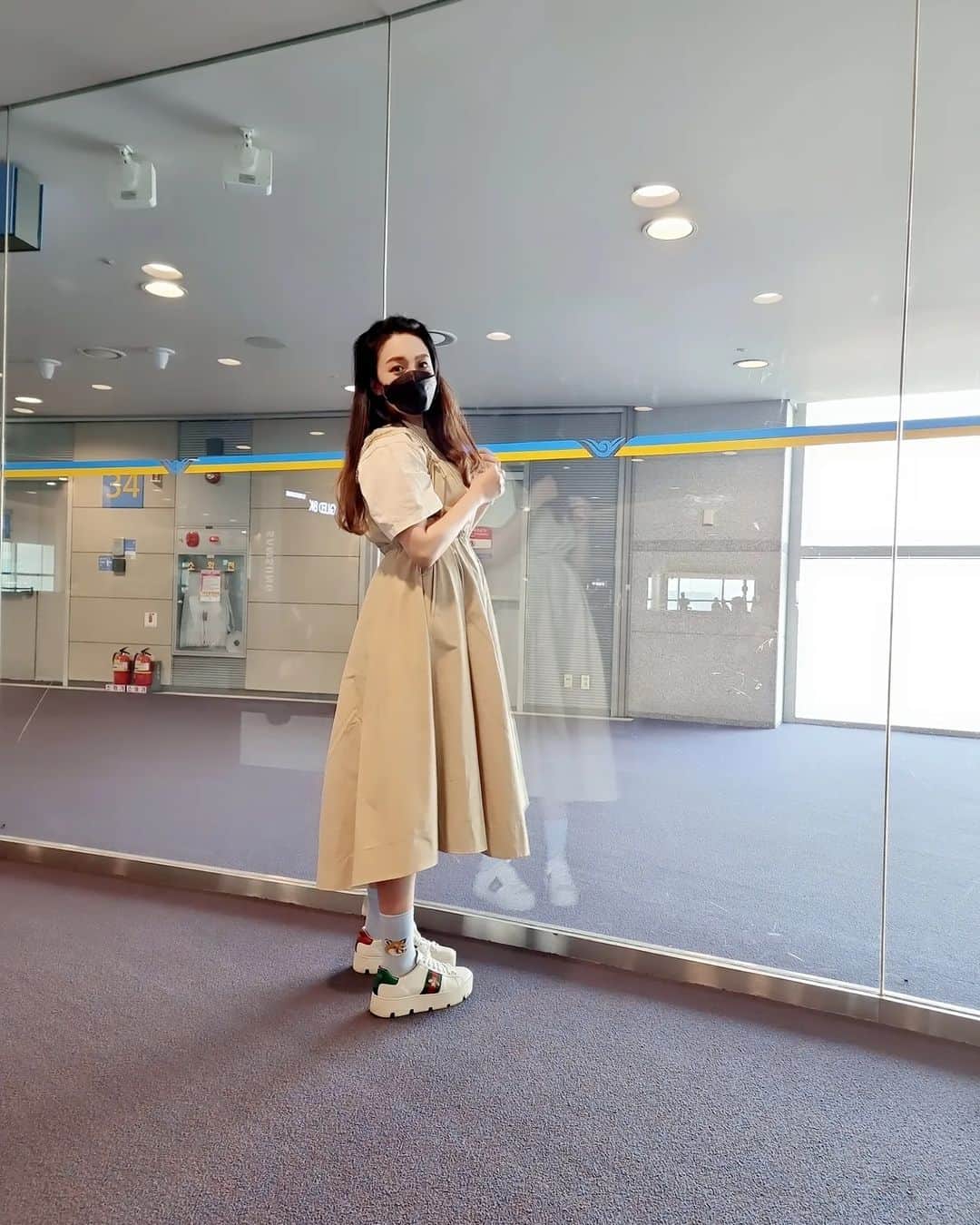 のインスタグラム：「갑자기 떠나요 !  안뇽 !!!  #강은비」