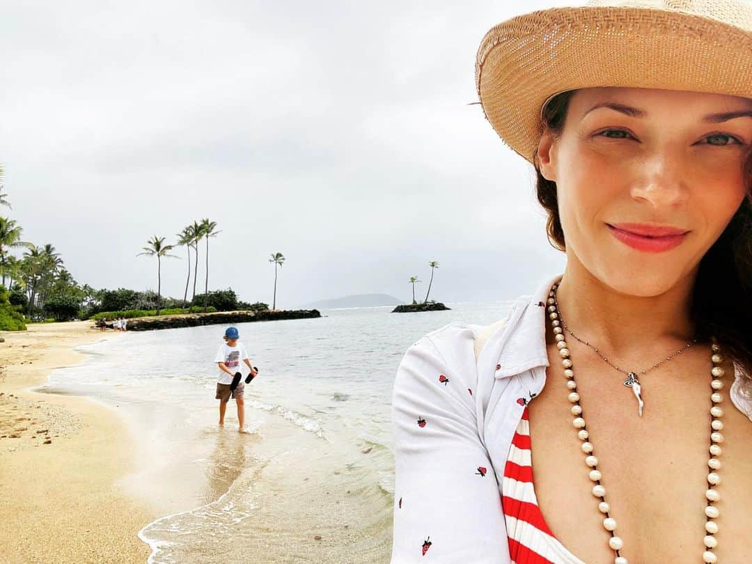 アマンダ・リゲッティさんのインスタグラム写真 - (アマンダ・リゲッティInstagram)「Vacay mode #sundayfunday #springbreakers #momlife」4月3日 11時05分 - amanda.righetti