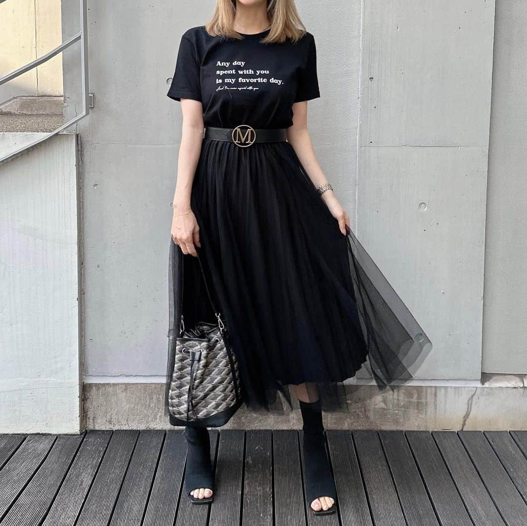 のインスタグラム：「✔︎sheer layered skirt ¥14,630(tax in) size/FREE  color/BE BK  model @coco_mirror9  162cm  #MIRROR9 #ミラーナイン」
