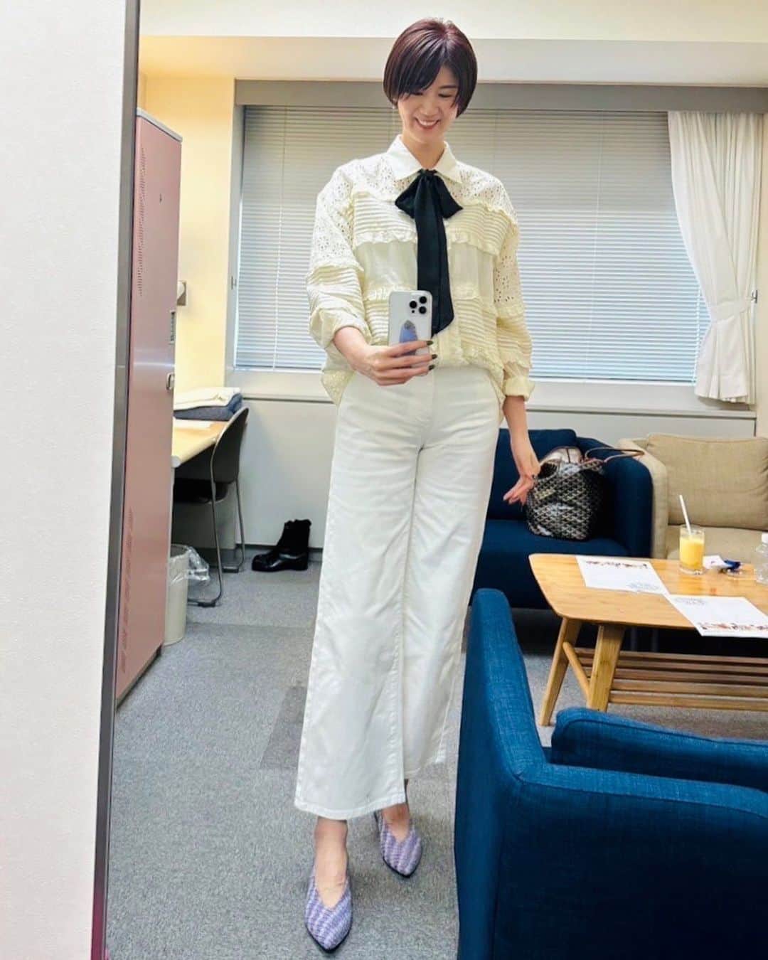 栗原恵さんのインスタグラム写真 - (栗原恵Instagram)「. 明日 4/4(火) 13:50～14:45 関西テレビ「1時50分からは ...
