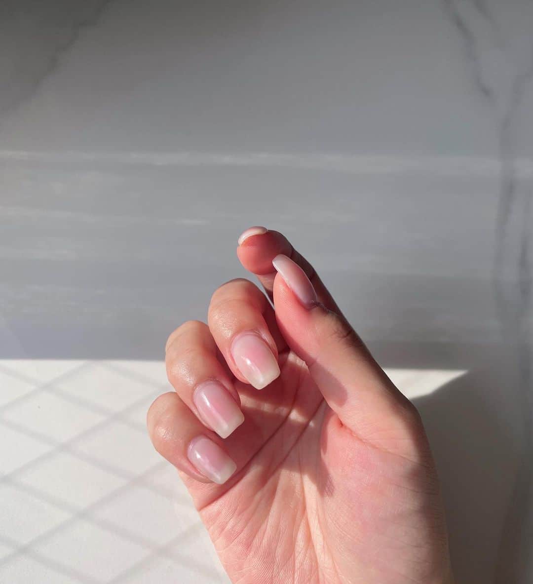 のインスタグラム：「Cheek Nail🌸」