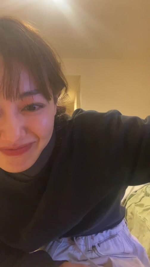 宮﨑香蓮のインスタグラム：「ごはん食べる〜みやざきはミュートを覚えた〜in青森」