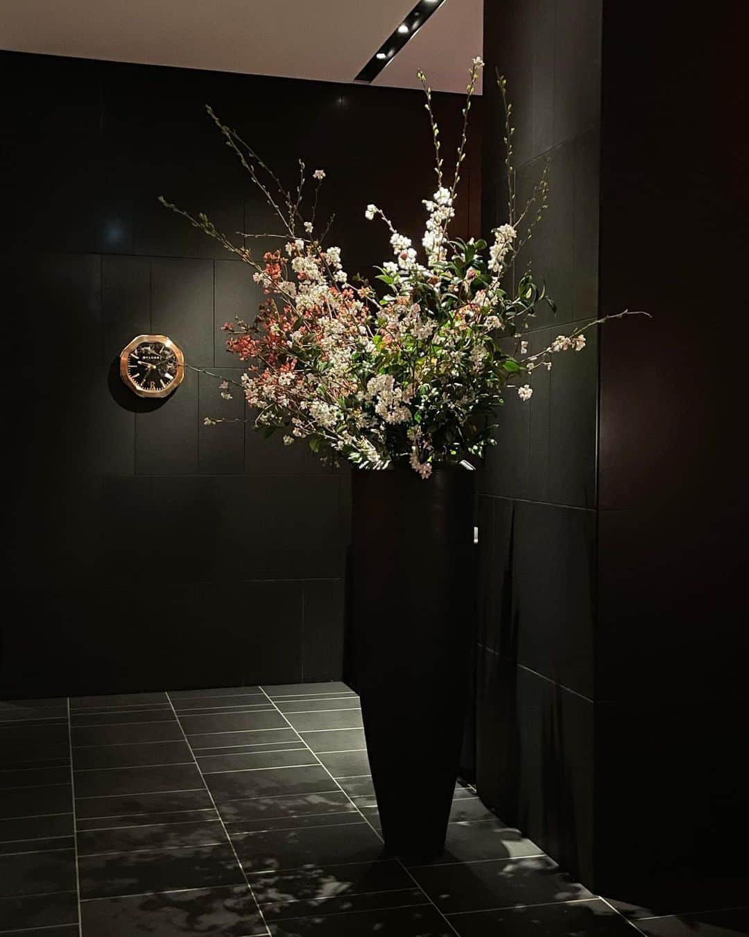 シェンさんのインスタグラム写真 - (シェンInstagram)「@bulgarihotels Tokyo🗼✨ オープニングパーティー🎉  #bulgari #bulgarihotels #bulgarihoteltokyo」4月3日 22時21分 - shenshenshenshen