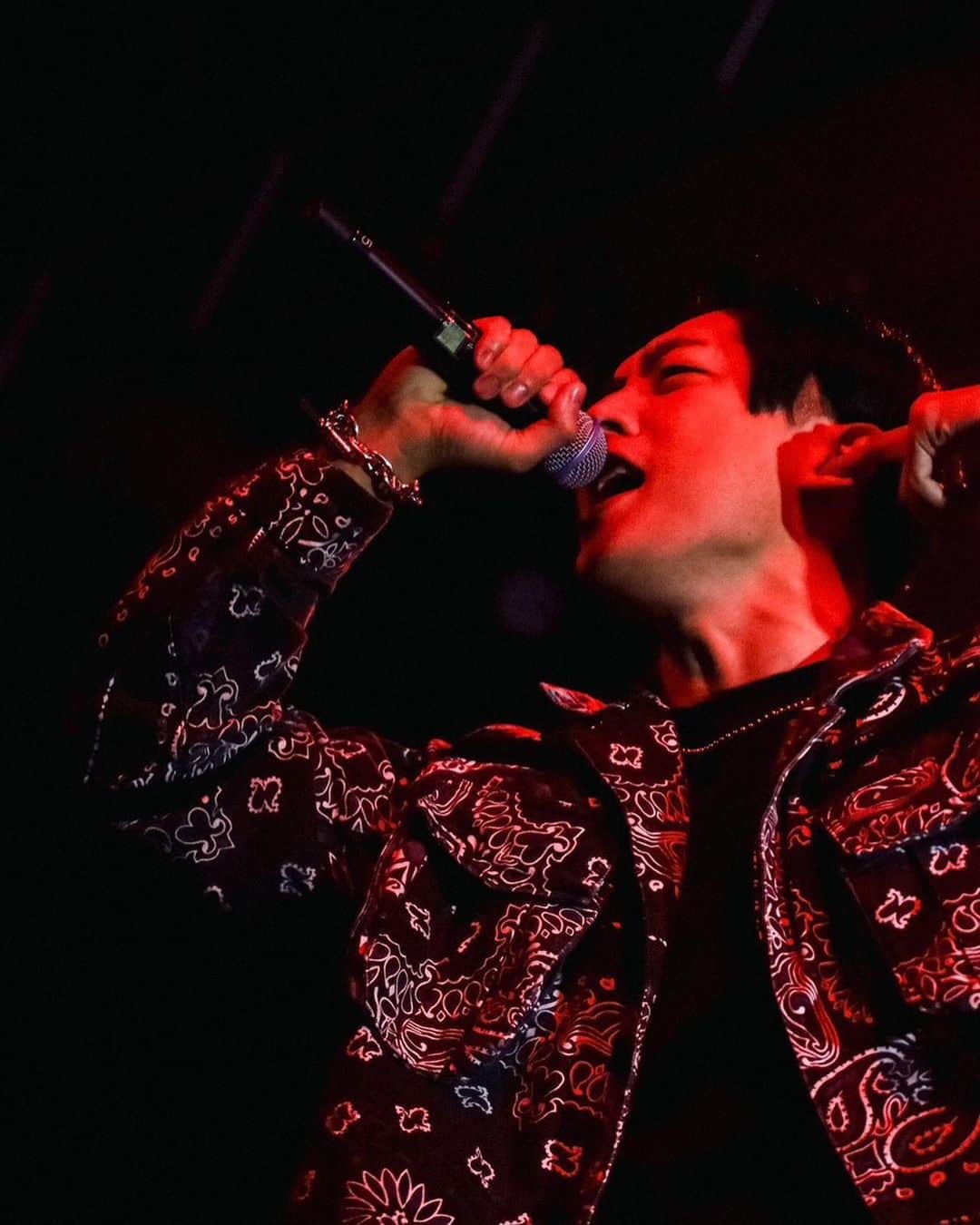 KEN THE 390のインスタグラム：「BellyBlack MC battle LIVE photo by @kohkikanai」