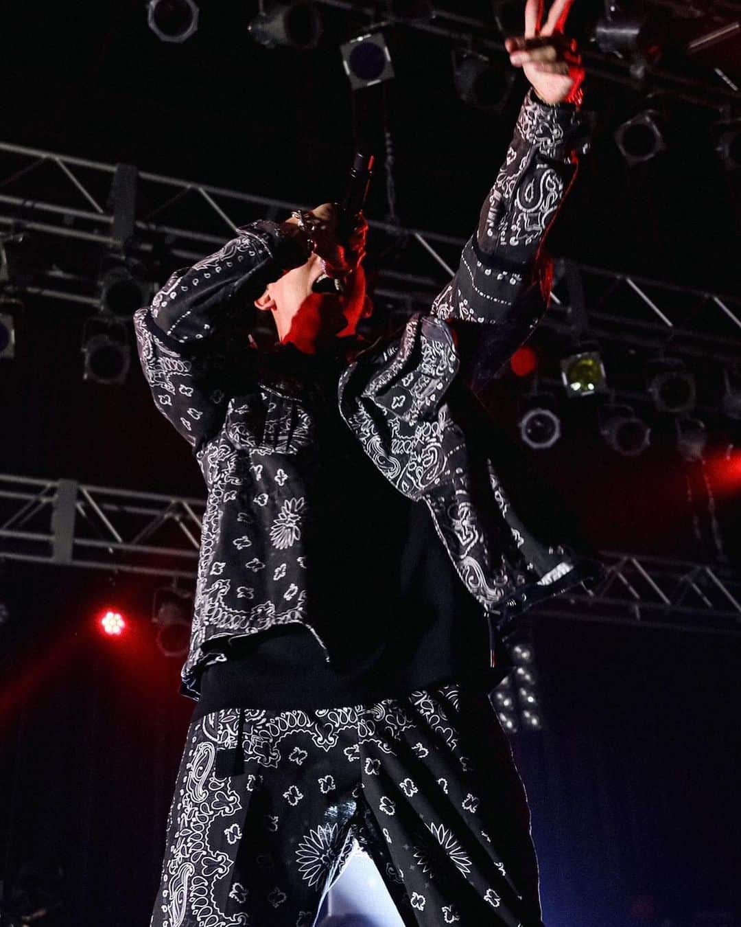 KEN THE 390さんのインスタグラム写真 - (KEN THE 390Instagram)「BellyBlack MC battle LIVE photo by @kohkikanai」4月3日 22時50分 - kenthe390