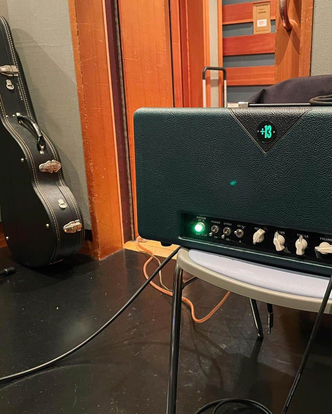 増崎孝司のインスタグラム：「Green+black+sunburst+black=😊 …の後にちょっと嬉しい知らせを戴き😃👌」