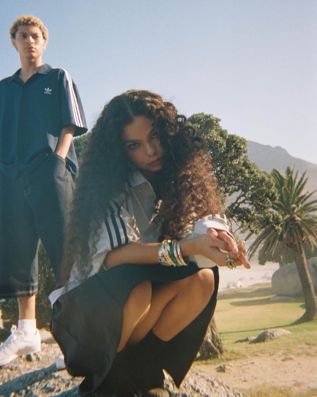 adidas Originalsさんのインスタグラム写真 - (adidas OriginalsInstagram)「Three classics 🤝 Three cultures  @lil.dre._, @dee_koala and her friends @wear_broke take on Cape Town, sharing music, fashion and skate. Wearing the Superstar, Forum and Gazelle. - Available globally on adidas.com and adidas stores. Link in bio.  #HomeOfClassics」4月3日 23時00分 - adidasoriginals