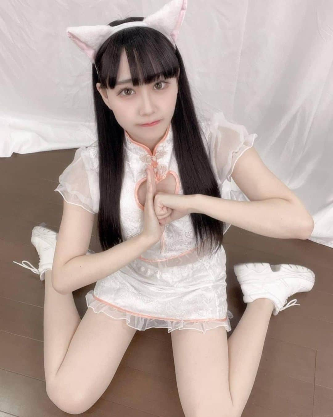 雨宮鈴奈のインスタグラム：「アイドルの鈴もありのままの鈴も 好きでいてね‪(  ･᷄ ᴗ･᷅ )ゝ   #06  #アイドル  #コスプレ」