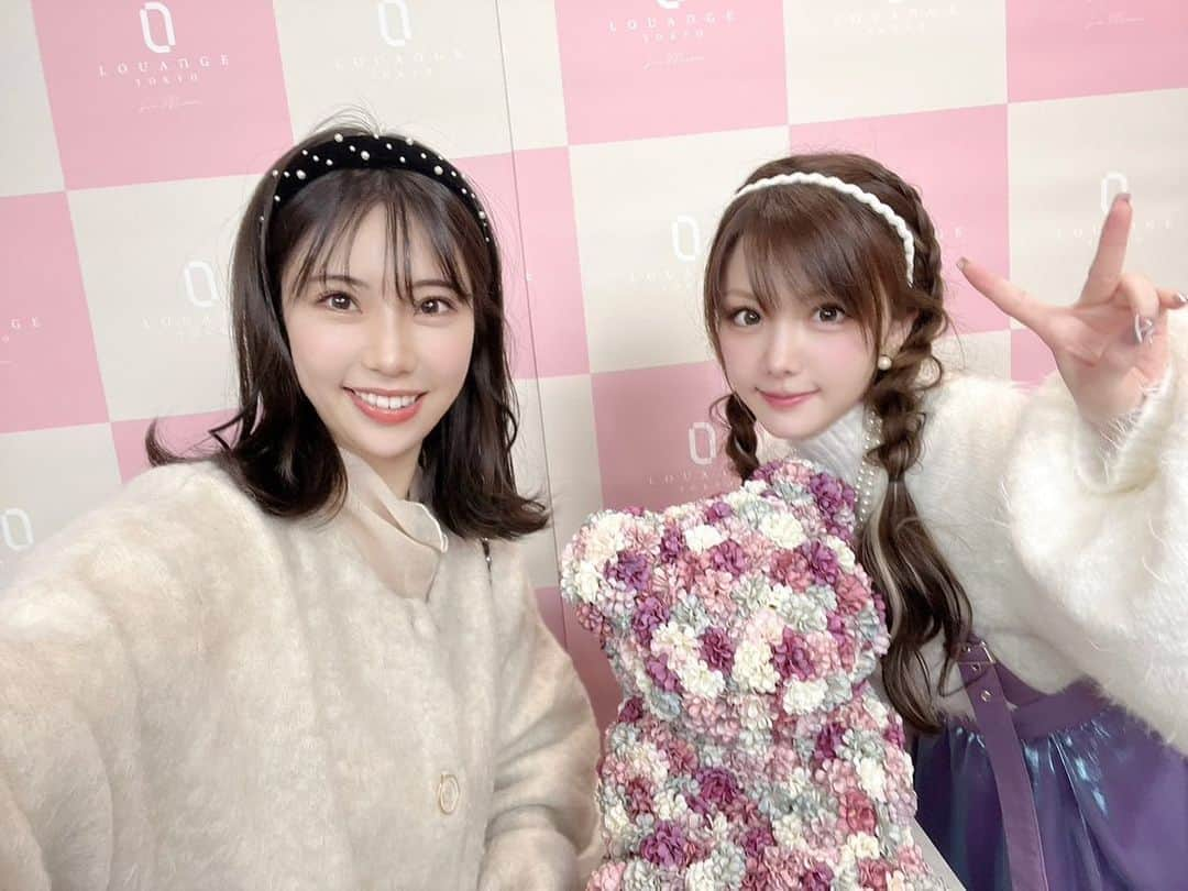 鈴木ふみ奈さんのインスタグラム写真 - (鈴木ふみ奈Instagram)「LOUANGE TOKYO Mother's Day Collection🌸🫧  可愛いケーキが沢山でした🧸🧁  🎥 @tanakareina.lovendor」4月3日 23時26分 - fuminasuzuki