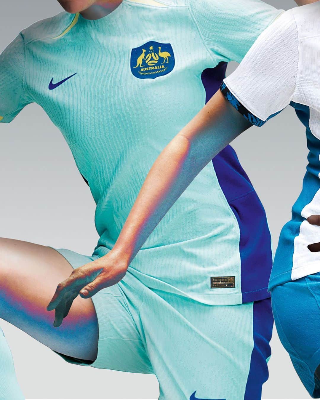 NIKEさんのインスタグラム写真 - (NIKEInstagram)「Introducing the 2023 Nike National Team Away Kits. Next-level performance engineered just for her game, powered by the next generation of Dri-FIT ADV. Nike designers leveraged the latest advanced body-mapping technology and 100% recycled polyester fibers to help her stay cool, comfortable, and move dynamically towards the goal. ⚽️🌏  On pitch in the coming days, then on the world stage this July. Go follow “football” in the Nike App to find out when yours will be available. 👀」4月3日 15時05分 - nike