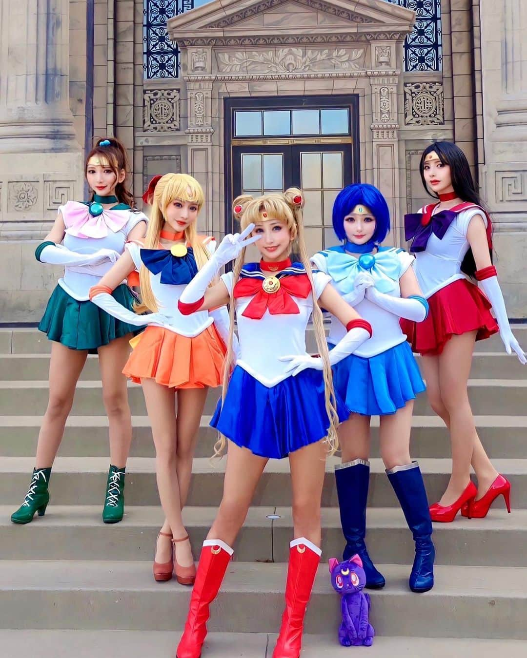 一條りおなのインスタグラム：「.  SAILOR MOON🌙🎀💚🧡💗💙❤️ . #美少女戦士セーラームーン  #セーラー戦士 #セーラー5戦士 #内部太陽系戦士  #セーラームーン #セーラーマーキュリー #セーラーマーズ #セーラージュピター #セーラーヴィーナス #セーラー戦士コスプレ」