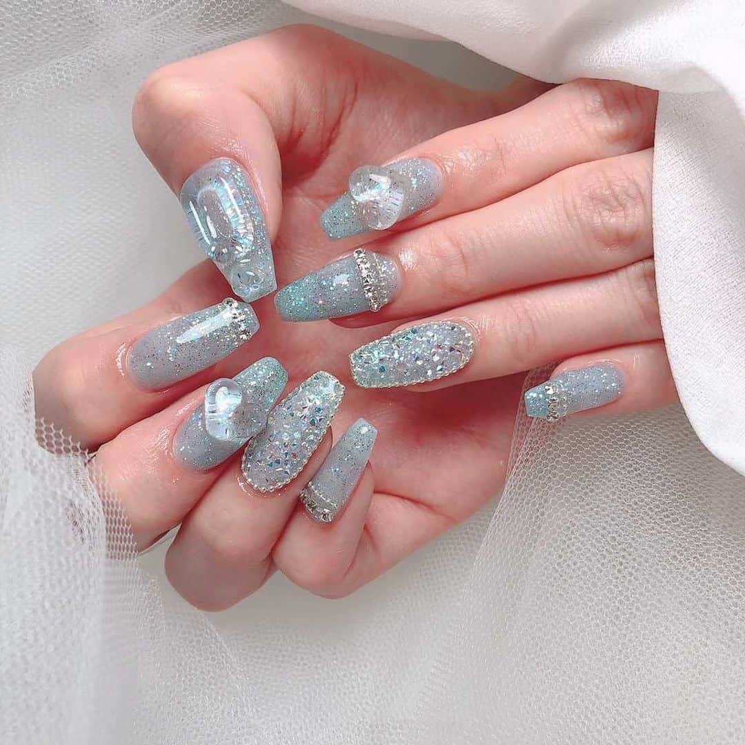 のインスタグラム：「💎💅💎 . . .  #バーレスク東京#バーレスク#あおちゃんはあかちゃん #burlesque#burlesquetokyo  #コスプレ女子#グラビア#えもい #フレンチガーリー#名古屋 #ootd#女の子#TOKYO#l4l#エモい #ヘアメイク#韓国#韓国ヘア#韓国女子#ハーフアップアレンジ #サブカル女子 #六本木#歌舞伎町#新宿#モデル#東京#アイドル#ハーフツイン#ツインテール#韓国ファッション」