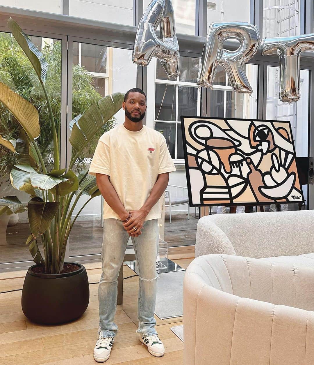 カルフィン・ヨン・ア・ピンのインスタグラム：「Nice get together at @houseofpablolucker his boutique」