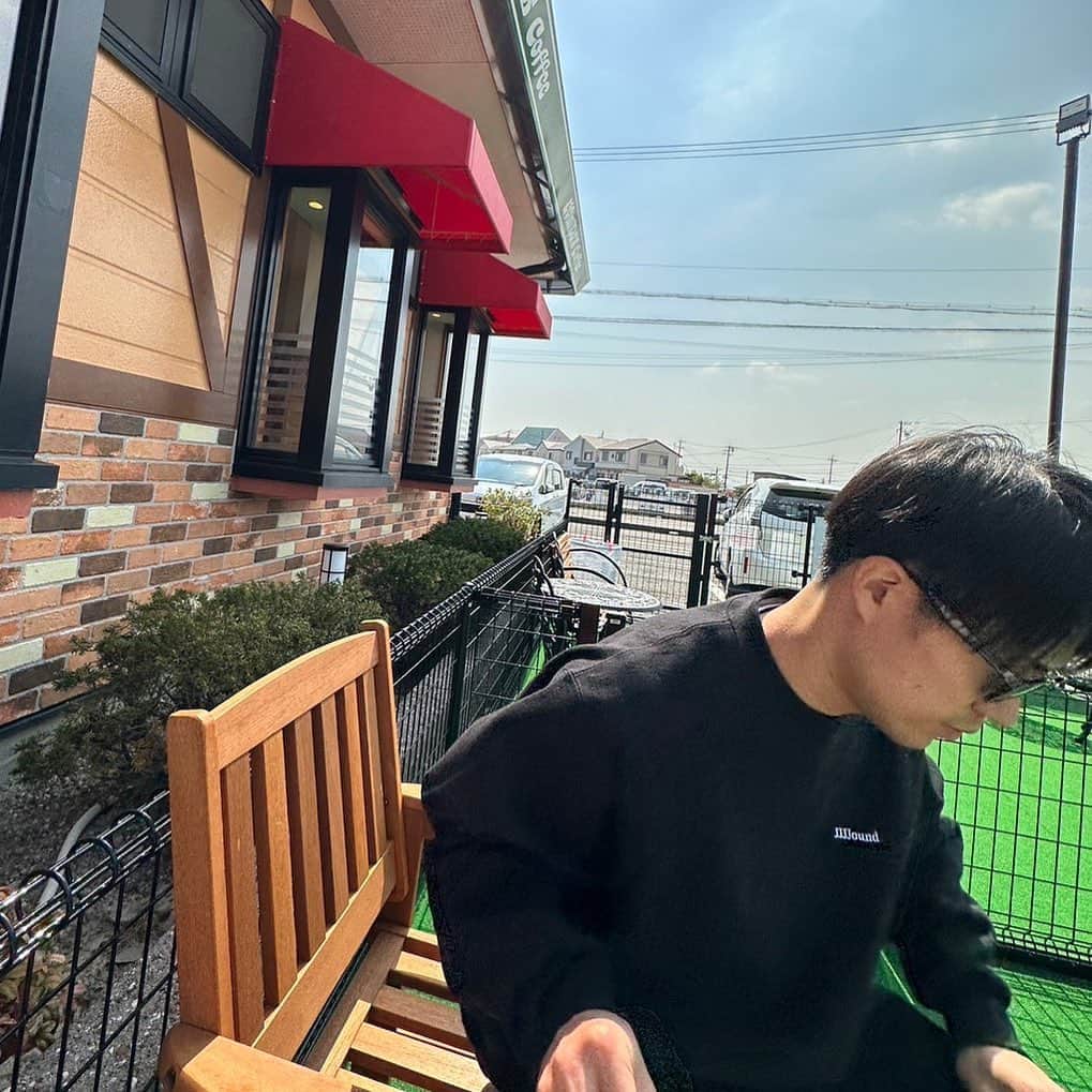 のインスタグラム：「_ 天気良くていいね👍」