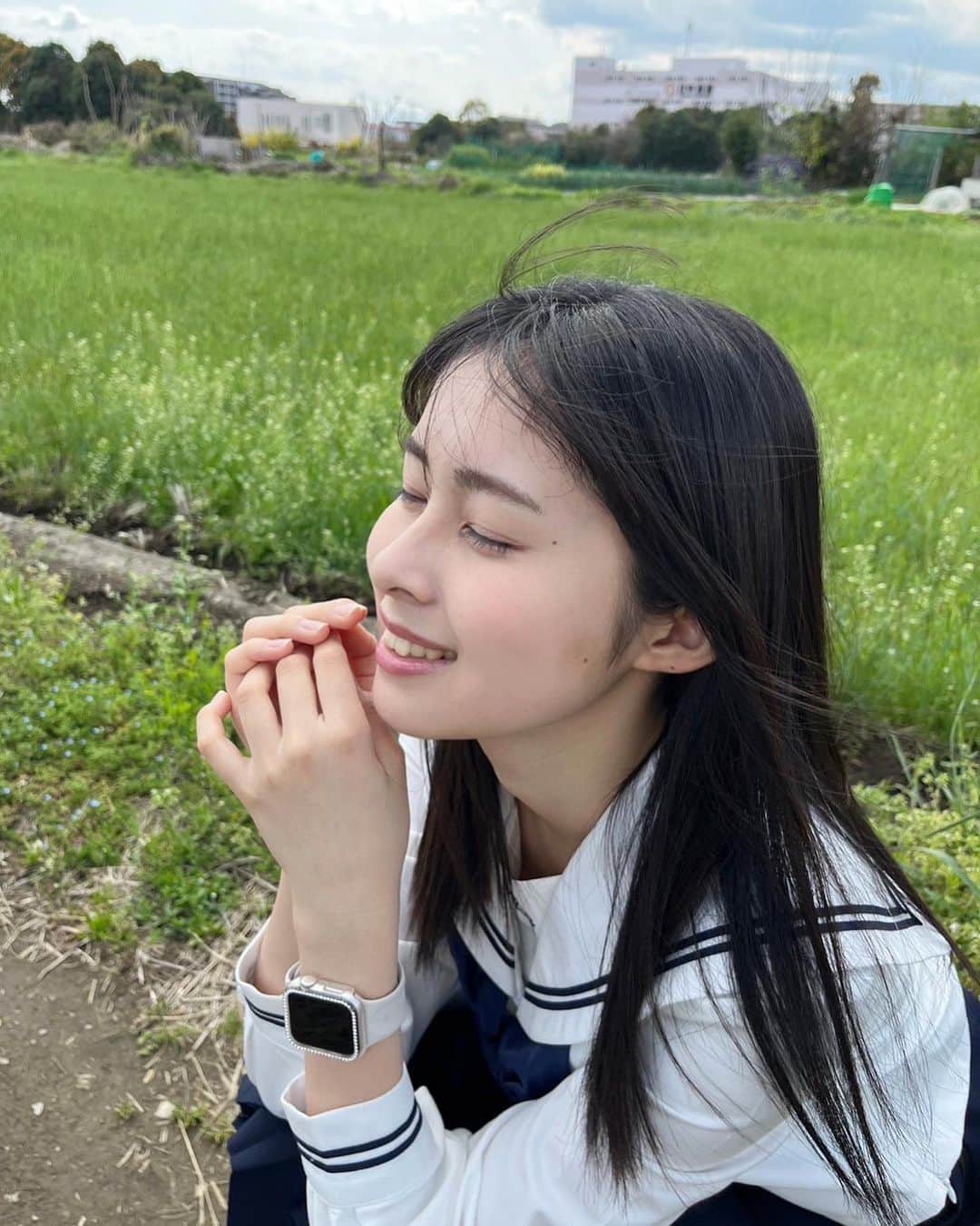 村山千夏さんのインスタグラム写真 - (村山千夏Instagram)「こんばんは。  高校3年かあ…。 新鮮な気持ちで挑戦し続けます！  3rd year high school... I will continue to challenge with a fresh feeling！  #女子高校生#jk#jk3 #ljk#05#05line#17歳#田舎#japangirl #foryoupage #fyp」4月3日 17時34分 - chinatsu___mura