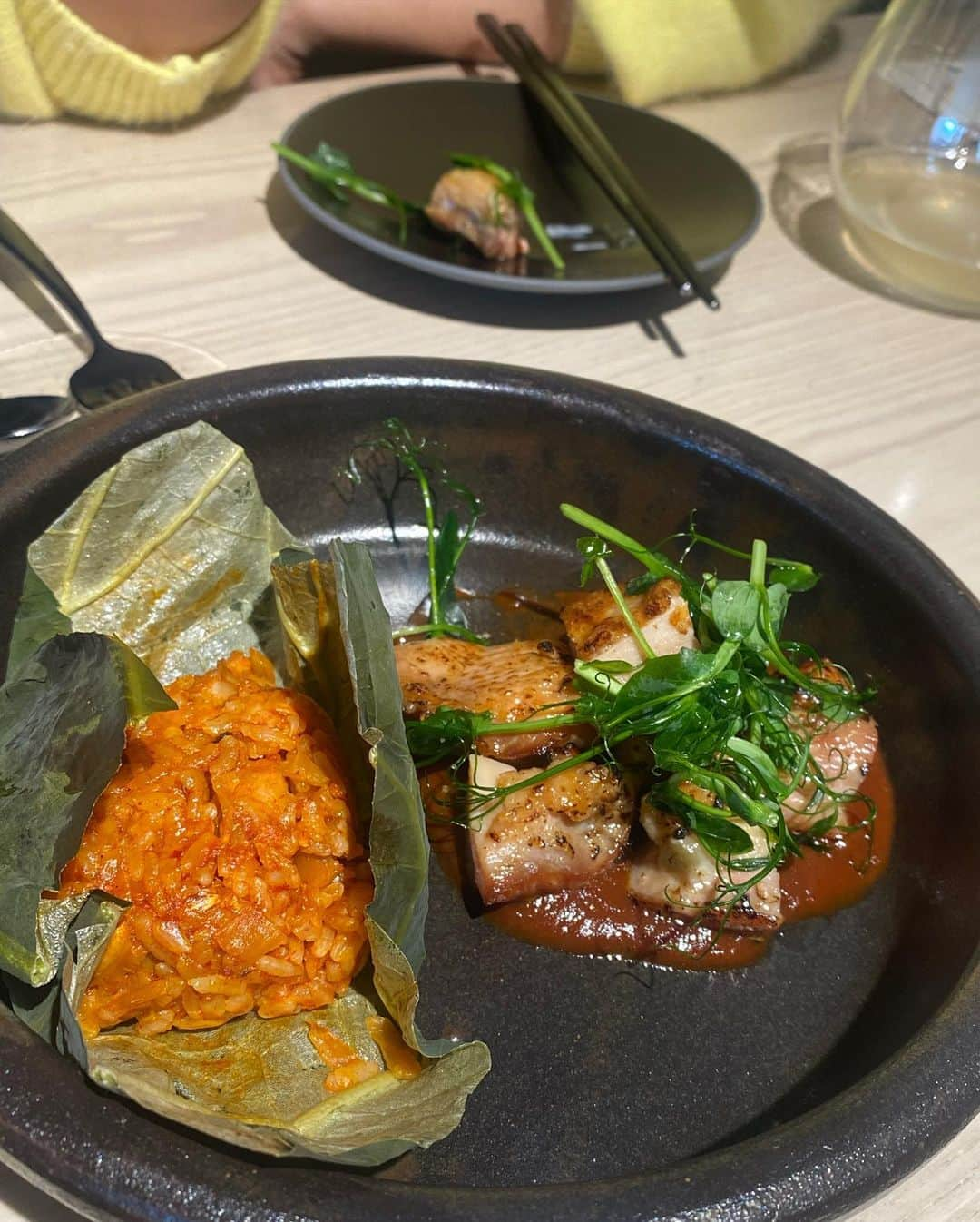 ピパ さんのインスタグラム写真 - (ピパ Instagram)「난생 처음보는 신선한 조합의 디쉬들🍽️  #김치퓨전  #베리나이스냐미냐미」4月3日 17時49分 - bipa.diva