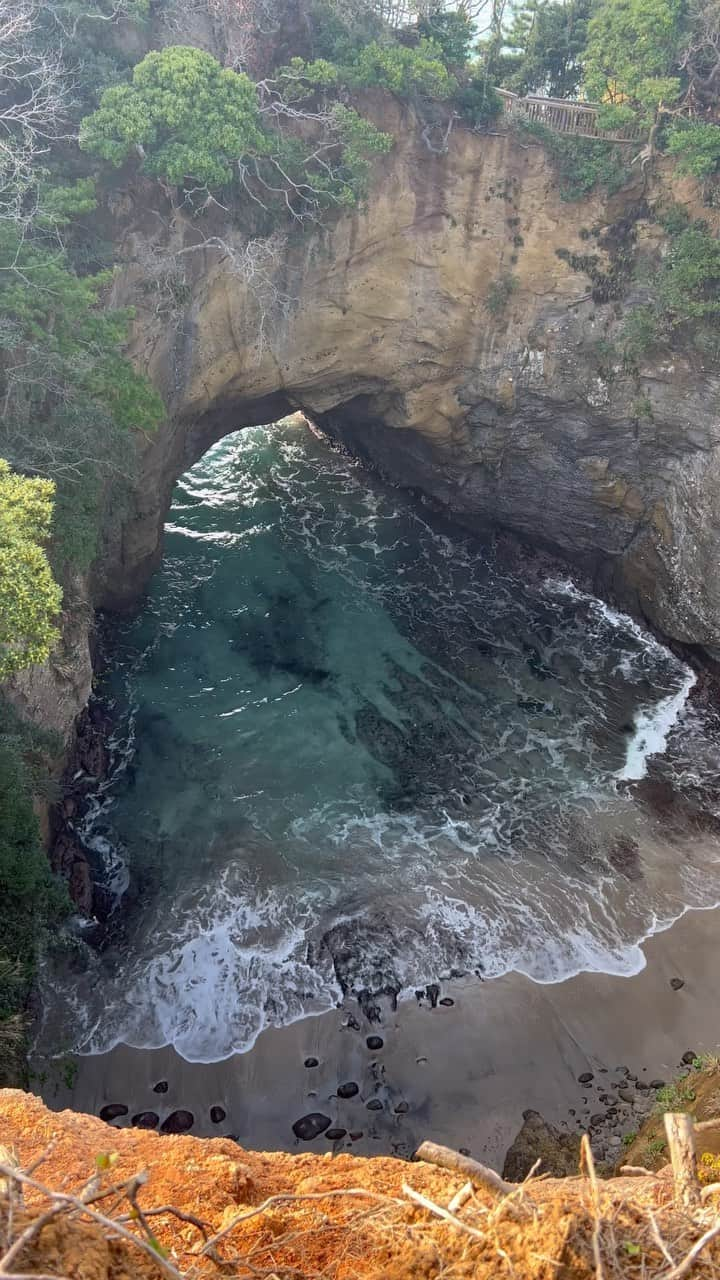 南部桃伽のインスタグラム：「🌊」