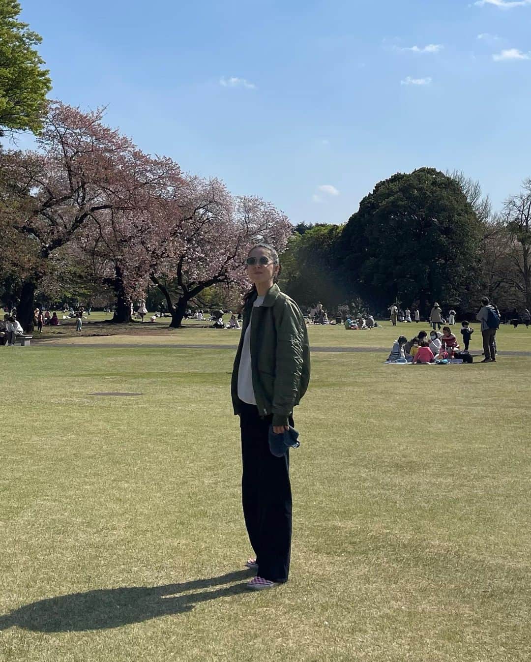 花楓のインスタグラム：「晴れ。 ってだけで上がるね。 暖かいしね🌸  春の風を感じれました🦭🌷  次は新緑、新緑です🌿📣  #春休み」