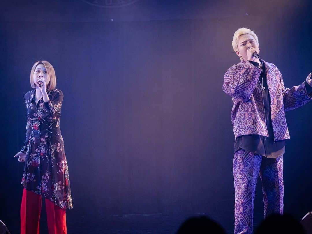 佐々木和也さんのインスタグラム写真 - (佐々木和也Instagram)「"SASAKI YUKI 2nd ANNIVERSARY LIVE"スペシャルゲスト  Hikaru さん  Hikaruさんとは舞台「アンビエントボーダー」共演した最高の仲間です 。 ゲストで出演してくれてありがとうございました！ 舞台で歌った「Under the Rain」また一緒に歌えて、幸せだった🥹」4月3日 18時19分 - yuki_sasaki_67