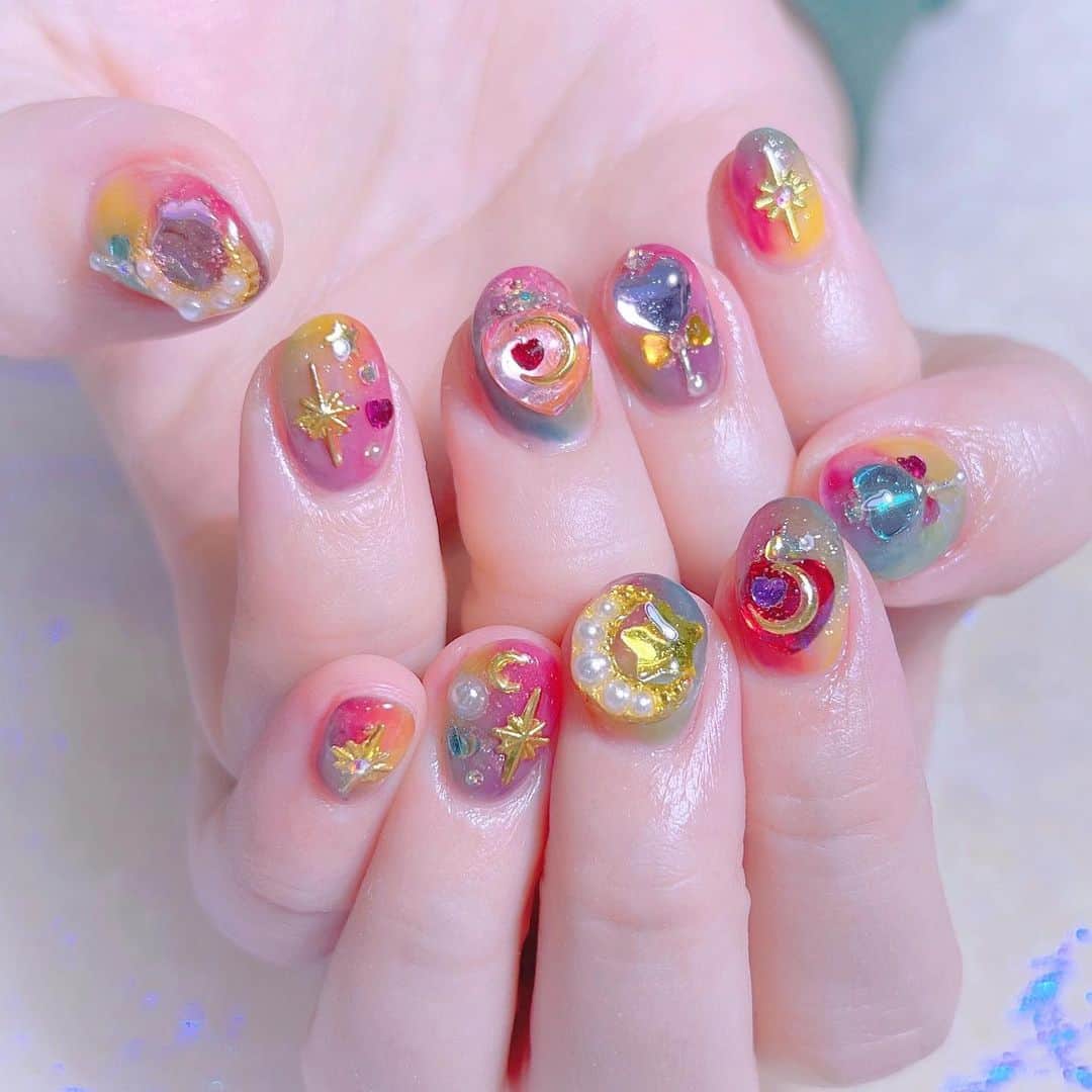 なかやまちえこさんのインスタグラム写真 - (なかやまちえこInstagram)「魔法少女ネイル🪄⠀ ⠀ @chikachocolat_melty ちゃん⠀ ⠀ #nail #nails #nailart #ネイル #美甲 #ネイルアート  #japanesenailart #manucure #japanesenails #manicurist #gelnails #أظافر #네일아트 #미용  #เพ้นท์เล็บ #artedeuñas #เพ้นท์เล็บเจล #ジェルネイルデザイン #ネイルデザイン #nagelkunst #魔法少女ネイル #かわいい #かわいいネイル #ゆめかわ #ゆめかわネイル ⠀ @aby_sharenail ⠀ @pregel.jp」4月3日 23時49分 - chiekonakayama