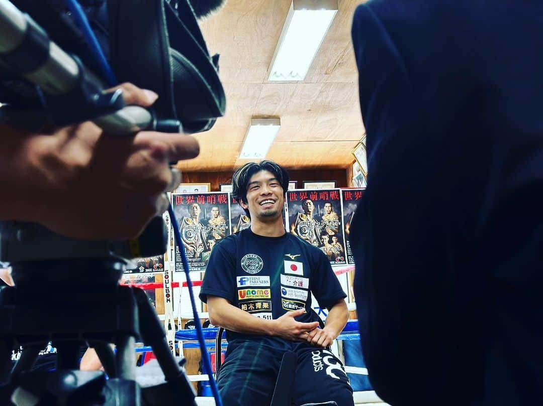 田中恒成のインスタグラム：「☆ 5/21（日）名古屋で試合決定 vsパブロ・カリージョ（コロンビア🇨🇴） WBC世界スーパーフライ級14位 アメリカ大陸王者 38戦28勝（17KO）8敗2分  「ノンタイトルが続く」という、当たり前の様で、初めての経験中✌︎  この試合、見に来て下さいね。  #koseitanaka #田中恒成 #pablocarrillo  #20戦目  kosei tanaka vs pablo carrillo」
