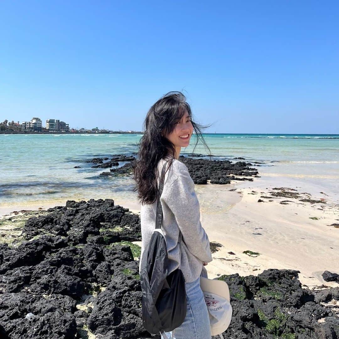 シン・ヒョンビンのインスタグラム：「💙」